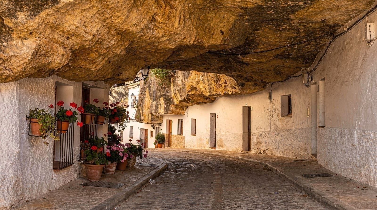 From Seville: Ronda, Setenil and Zahara viewpoint