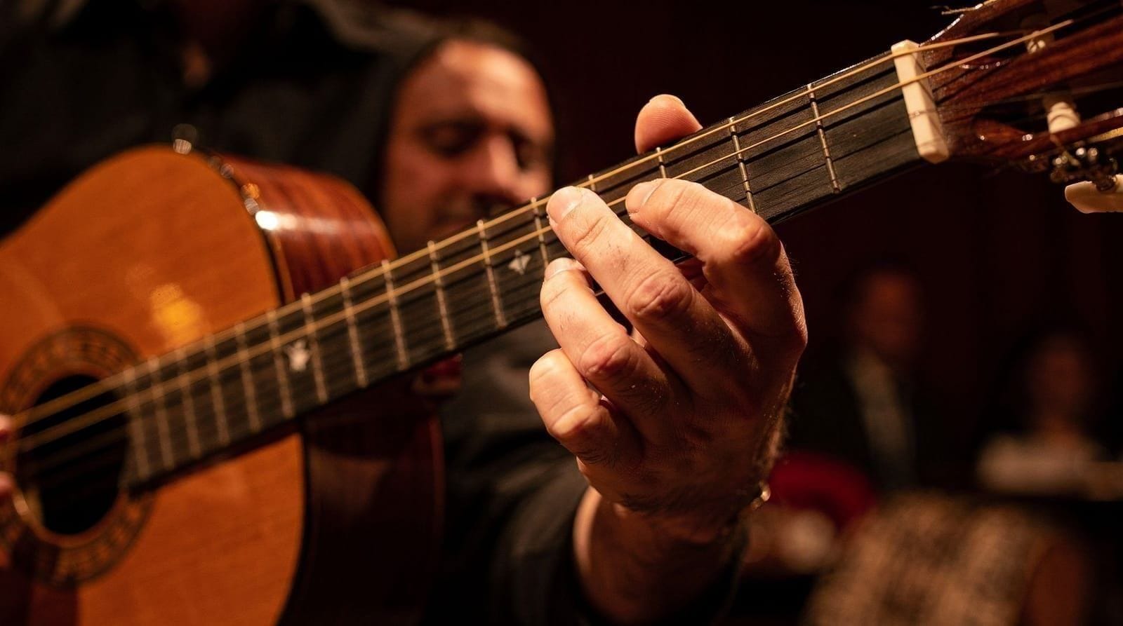 Flamenco para principiantes: guía antes de ver un espectáculo en Sevilla — Todo lo que necesitas saber antes de ver flamenco en Sevilla: los palos principa