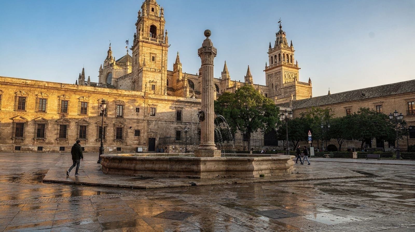 Lista de equipaje para Sevilla — Lista de equipaje por temporada: calzado para adoquines, ropa para iglesias, cal